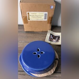 Longaberger Pottery Vitrified NIB Woven Traditions Cornflower Cheese Baker